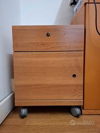 Cassettiera in legno