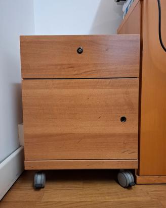 Cassettiera in legno