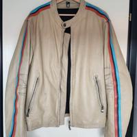 Giacca in Pelle Helsons accessoriata da moto