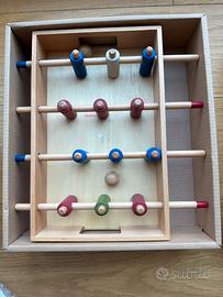 Calcetto in legno per bambini