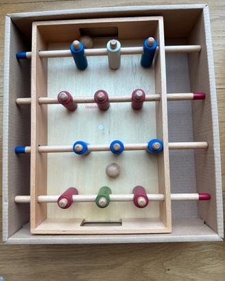 Calcetto in legno per bambini