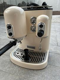 Macchina per il caffe’