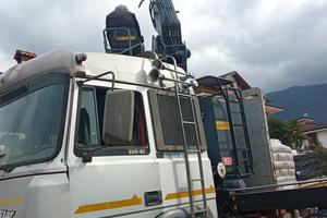 fiat inveco 190-420  con gru effer.250/4s