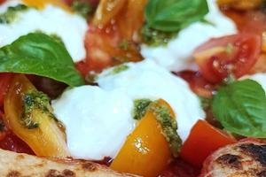 Bar tabacchi e pizzeria