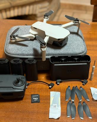 DJI Mavic Mini - Fly More Combo