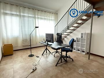 Ufficio openspace al piano primo