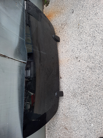 Lunotto jeep cherokee