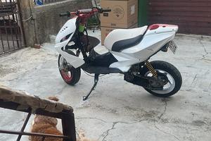 Yamaha aerox