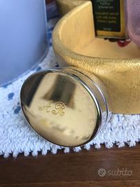 Scatolina ovale in argento vintage