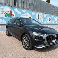Audi Q8 50 TDI S line Quattro Full Optional