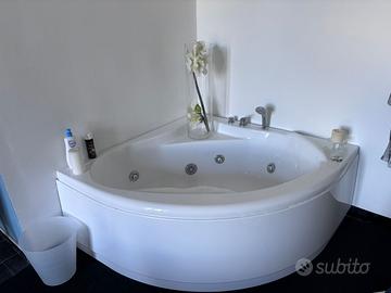 Vasca idromassaggio