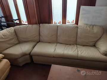Divano in pelle 