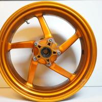 cerchi moto in magnesio