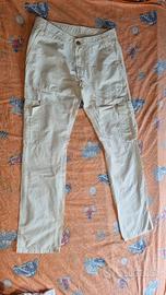 Pantaloni leggeri bianchi