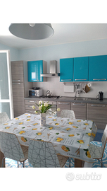 Luminoso appartamento con piscina a Macari