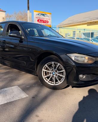 Bmw 318d Touring Luxury 143cv 2013 *BASSI CONSUMI*