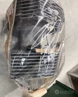 Coppia cilindri e pistoni 850 T5