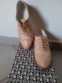 Scarpe da donna modello maschile