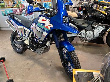 Suzuki DR 800 Big (completamente rifatta da 0)