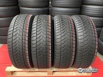 4 gomme 235 65 17 Dunlop Invernali