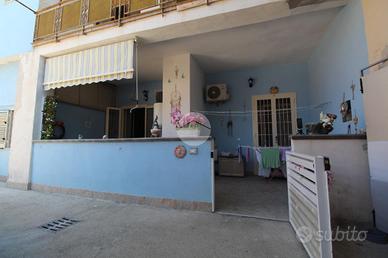 CASA SEMINDIPENDENTE A SANTA MARIA CAPUA VETERE