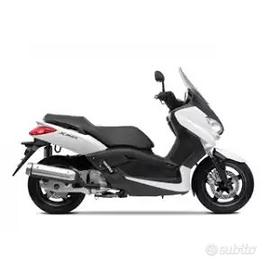 YAMAHA XMAX 125  anno 2010