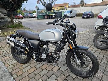 SWM Outlaw 125 - 2019