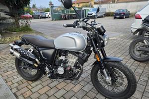 SWM Outlaw 125 - 2019