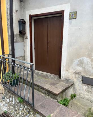 Vendita casa+magazzino