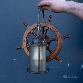 Lampada vintage a forma di timone