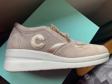 Scarpe a donna con zip di Cinzia Soft
