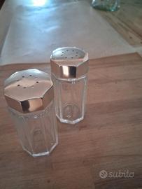 saliere in vetro con tappo a vite in silver