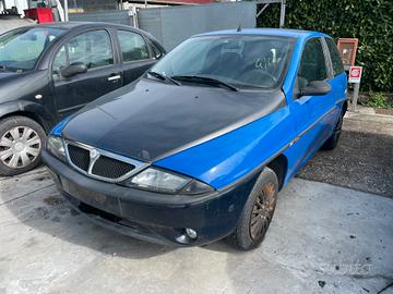 Ricambi usati per Lancia Y 1.1 benz Elefantino '99