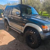 Mitsubishi Pajero v20 2.8 Gls