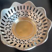 Coppa Sheffield originale marcata sul fonfo