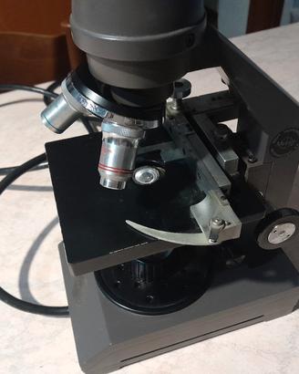 microscopio Swift instruments 2240