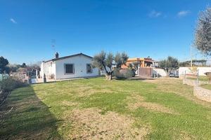 Zagarolo / villa unifamiliare con ampio giardino