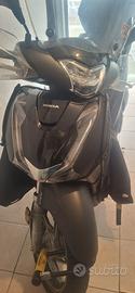 Scooter Honda 150 sh