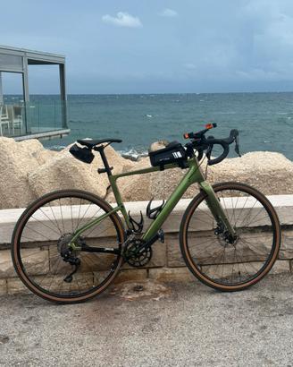 Gravel cannondale topstone carbon 6