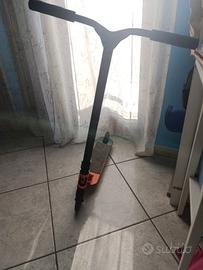 monopattino freestyle 