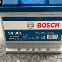 Batteria BOSCH  S4001 44Ah Nuova