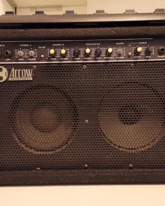 amplificatore Arrow e console effetti 