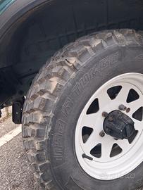 Pneumatici tassellati fuoristrada