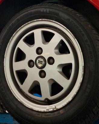 Cerchi in lega Cromodora 14 + Gomme 165/65R14