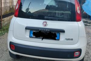 Fiat PAnda 0.9 TwinAir Turbo Natural Power Lounge