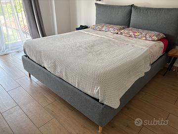 Letto matrimoniale con contenitore