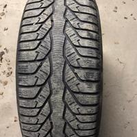 4 gomme invernali con cerchi 205 60 R16