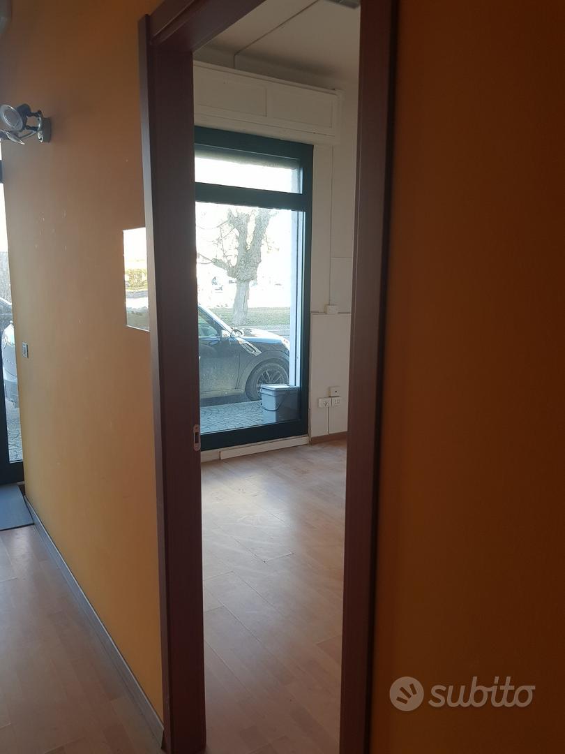 Negozio+appartamento a Porto Viro (RO) - Vista 2