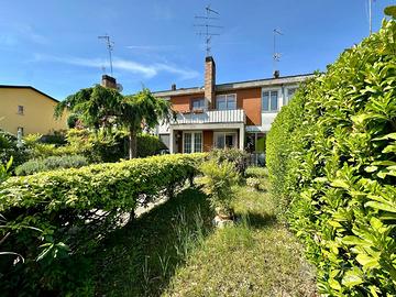 MANZANO LOC. CASE, VILLASCHIERA TRICAMERE