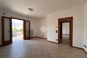 2 LOCALI A ASOLO